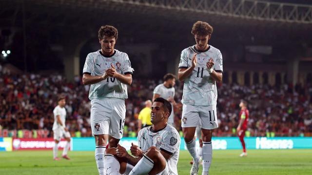 内托传中, 萄牙, 岁C罗轰