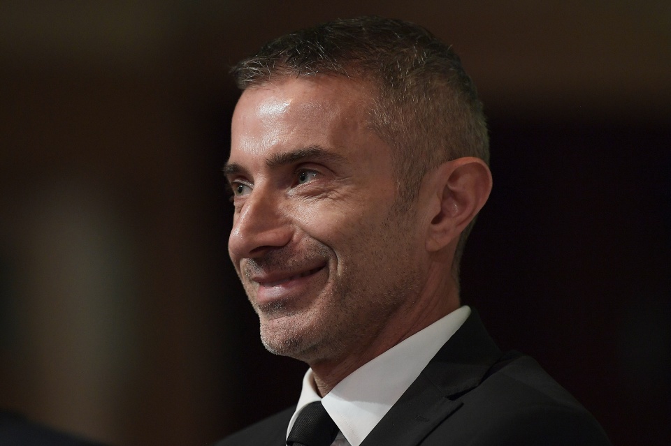 还是一名行, 的搜寻