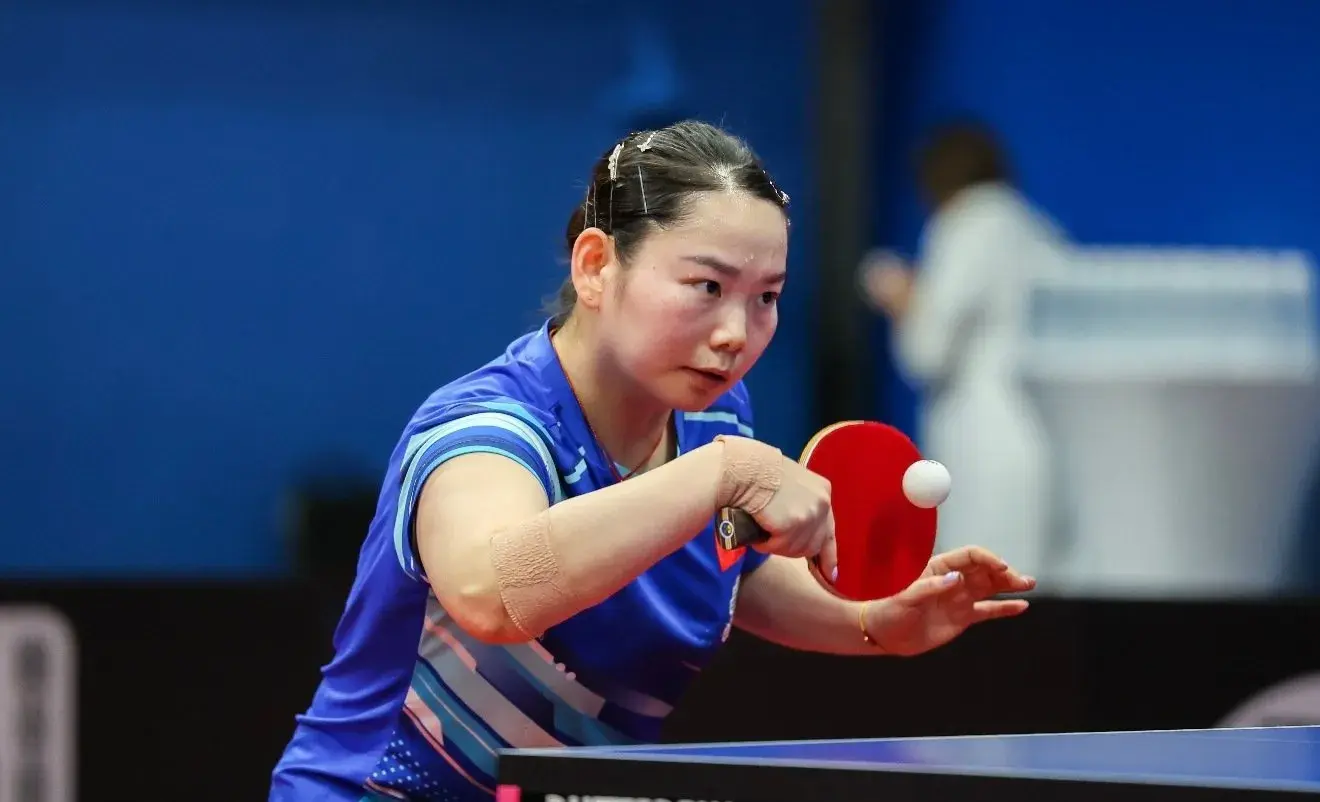 实显得很关 实显得很关