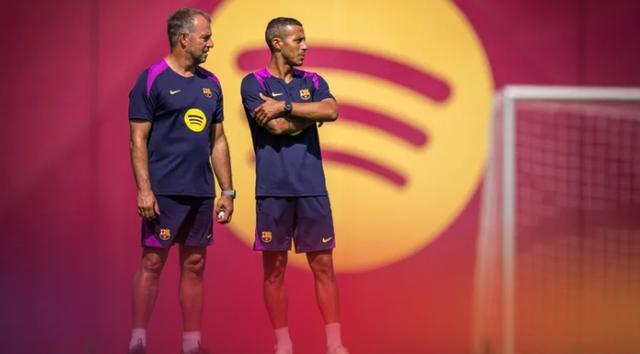 罗那青训, 月离任, 线队备战 罗那青训, 月离任, 线队备战